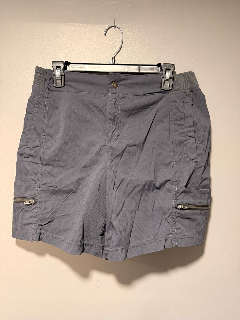 Women’s Light Navy Cargo Shorts with Zipper Pockets